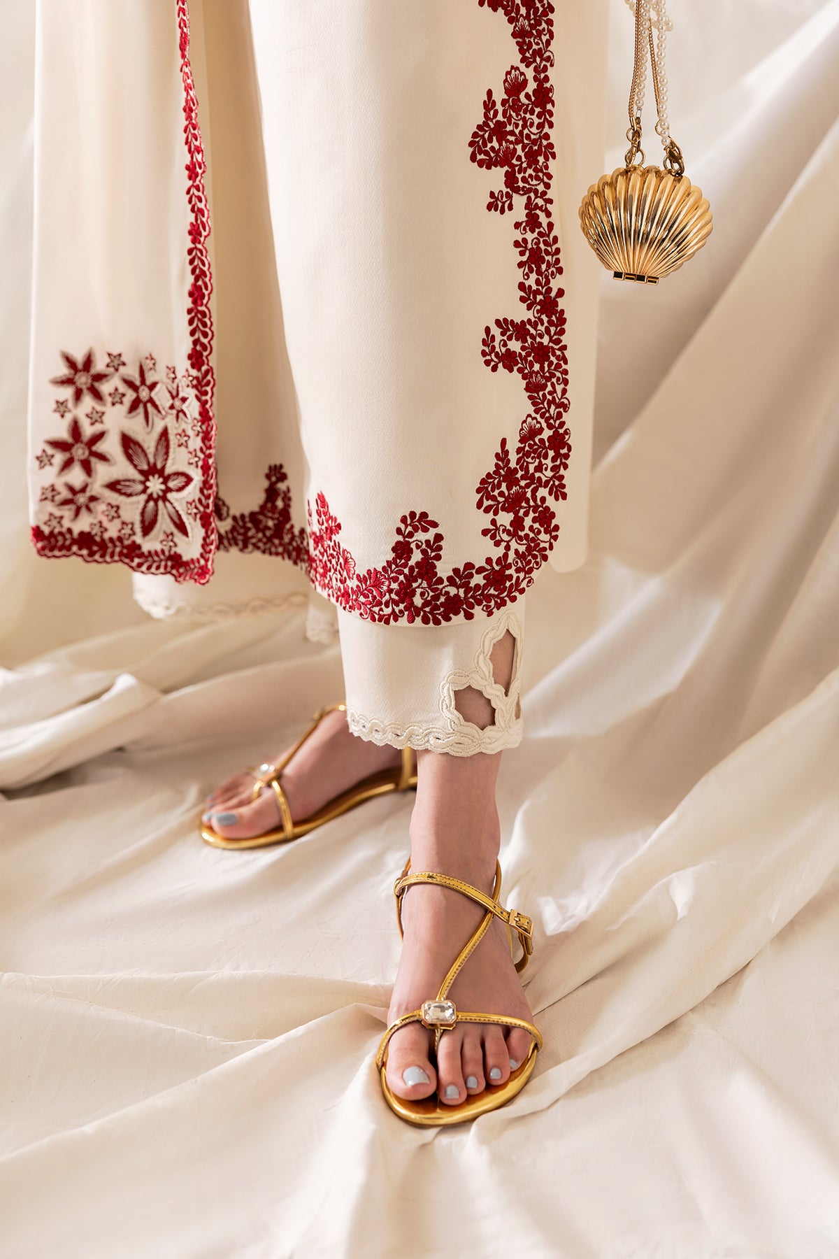 HAYAT